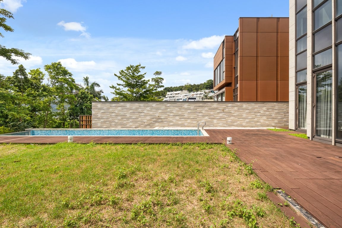 https://img.propertyraptor.com/cdn-cgi/imagedelivery/KD5bF_AFL0JDTbKLWF7z9g/ap8/ap8_001/hornet/prp/img/50a31bc2a93dee36828625d7d131552e-wtm.jpg/public
