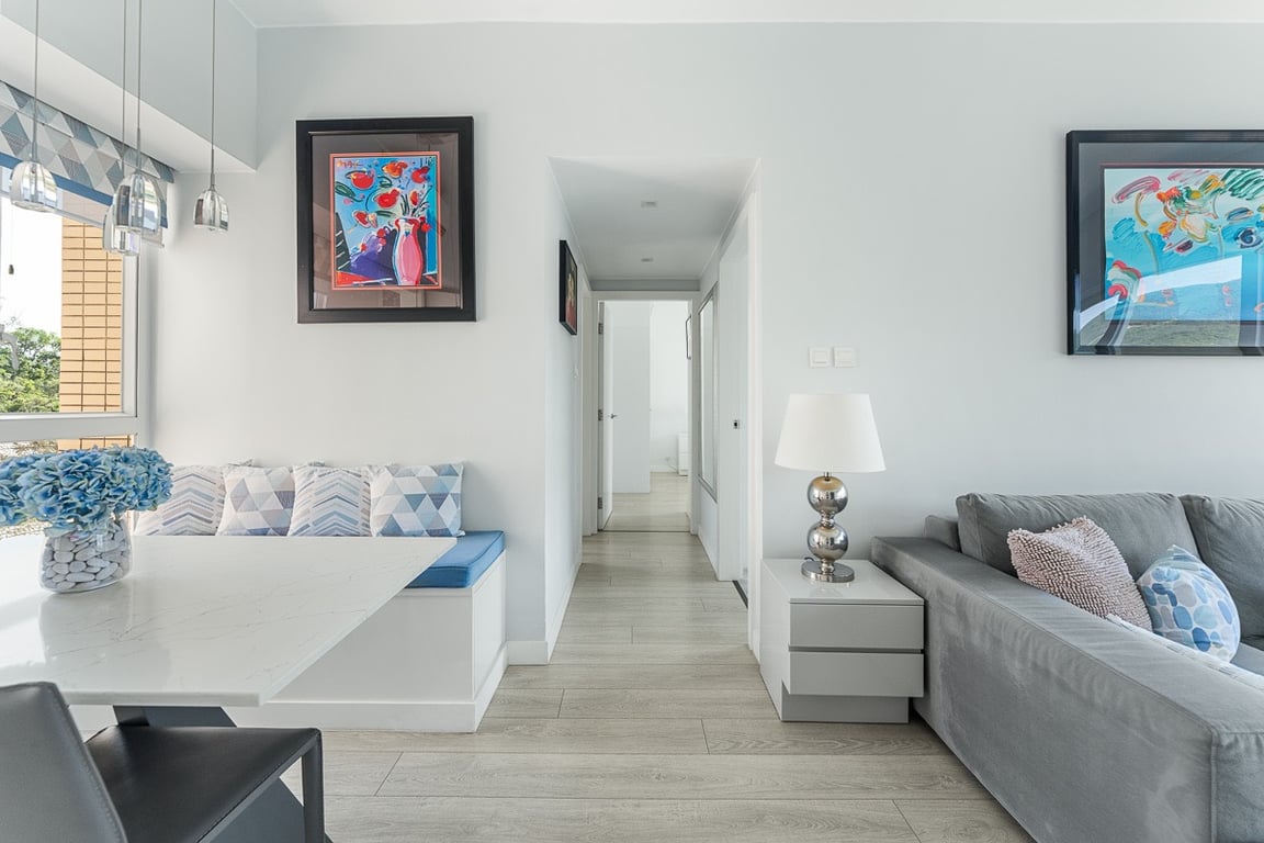 https://img.propertyraptor.com/cdn-cgi/imagedelivery/KD5bF_AFL0JDTbKLWF7z9g/ap8/ap8_001/hornet/prp/img/51acd83fe9f725031a9be3923eadaf88-wtm.jpg/public