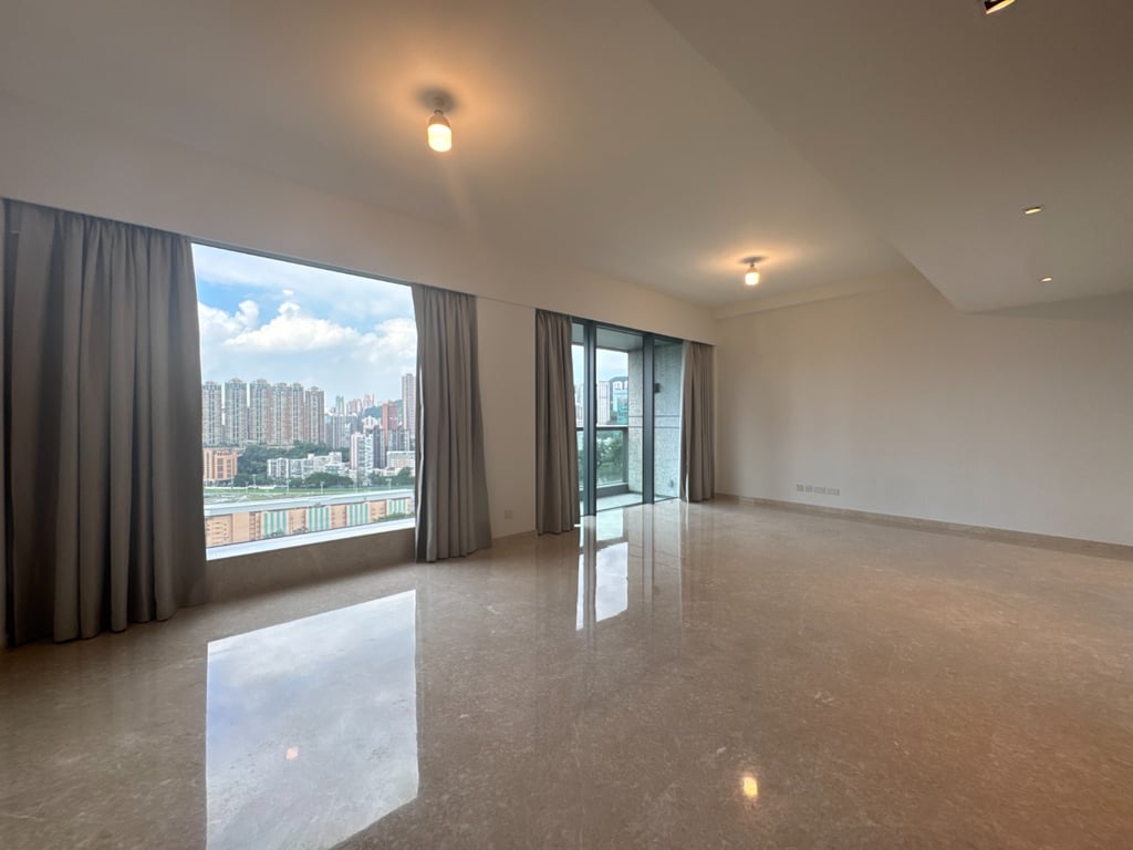 Central Peak Phase 1