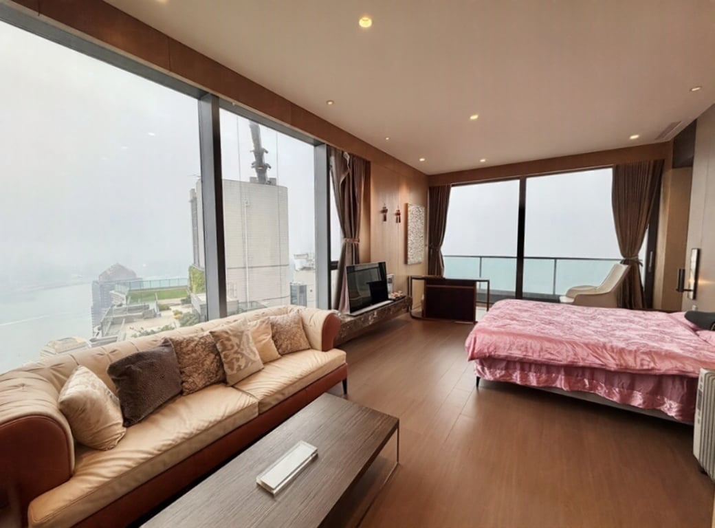 https://img.propertyraptor.com/cdn-cgi/imagedelivery/KD5bF_AFL0JDTbKLWF7z9g/ap8/ap8_001/hornet/prp/img/52ad3b2b108dcae82e9de230fab93de2-wtm.jpg/public