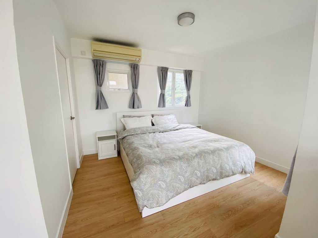 https://img.propertyraptor.com/cdn-cgi/imagedelivery/KD5bF_AFL0JDTbKLWF7z9g/ap8/ap8_001/hornet/prp/img/52bb9bfc37528585dc7a02c1f9a9f3ba-wtm.jpg/public