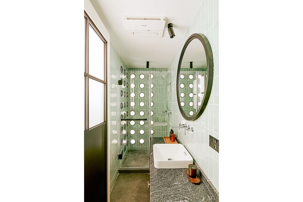 https://img.propertyraptor.com/cdn-cgi/imagedelivery/KD5bF_AFL0JDTbKLWF7z9g/ap8/ap8_001/hornet/prp/img/52ea14ef03fd4f063b721d612796c629-wtm.jpg/public
