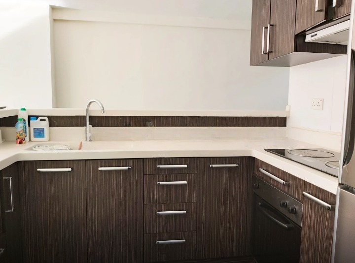 https://img.propertyraptor.com/cdn-cgi/imagedelivery/KD5bF_AFL0JDTbKLWF7z9g/ap8/ap8_001/hornet/prp/img/5310b7b8c8627b1a9360ae6129e563dc-wtm.jpg/public