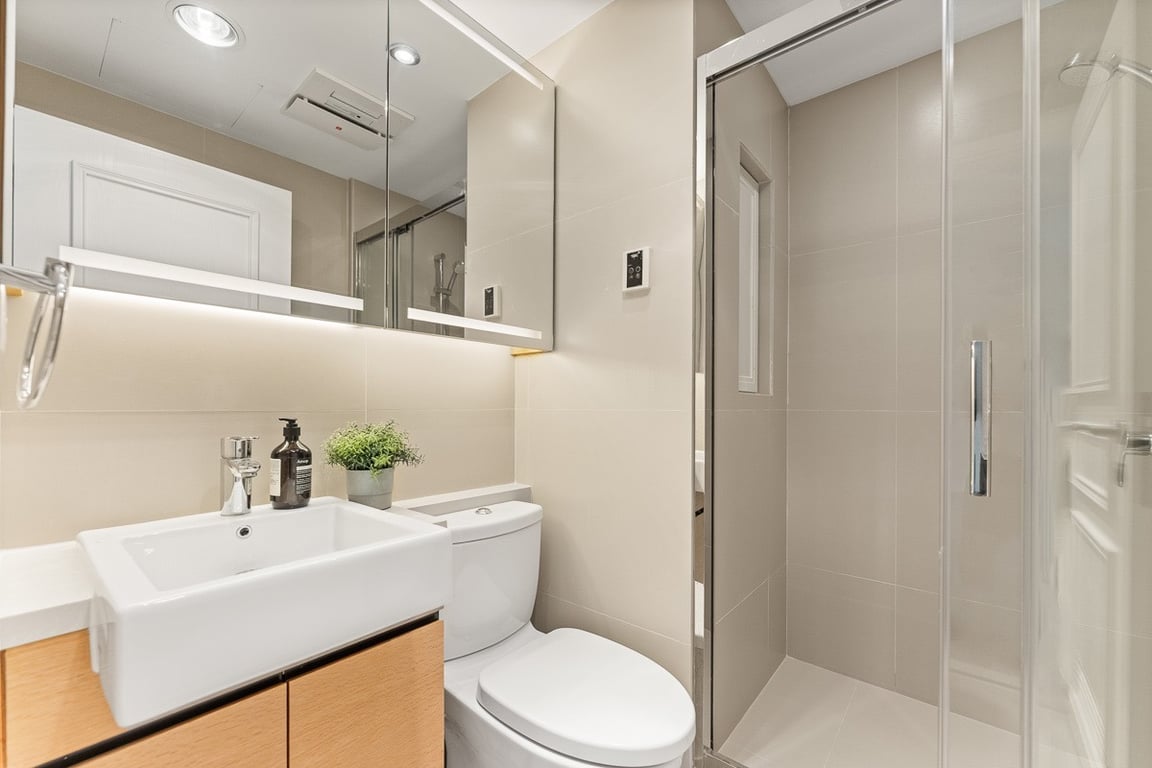 https://img.propertyraptor.com/cdn-cgi/imagedelivery/KD5bF_AFL0JDTbKLWF7z9g/ap8/ap8_001/hornet/prp/img/53665e823b7195beb6e7611d622f3892-wtm.jpg/public