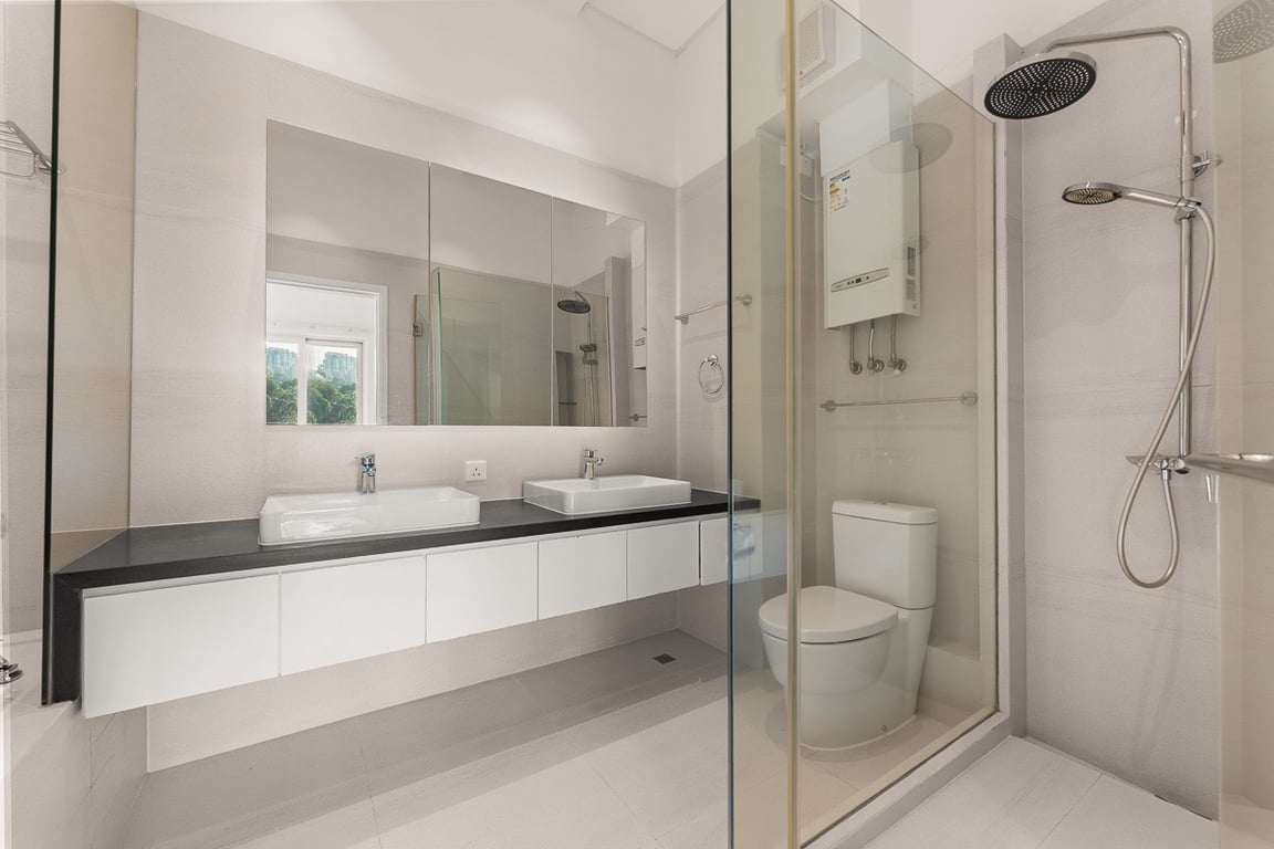 https://img.propertyraptor.com/cdn-cgi/imagedelivery/KD5bF_AFL0JDTbKLWF7z9g/ap8/ap8_001/hornet/prp/img/53d8f3db5bb0797ed3d07967752603e6-wtm.jpg/public