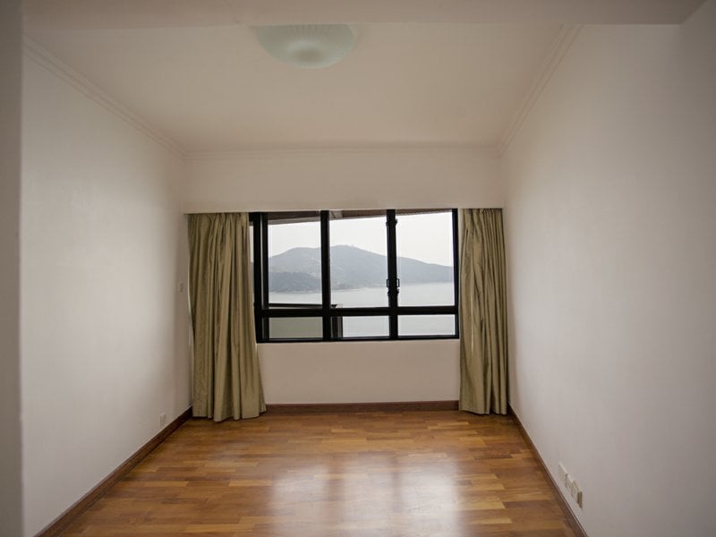 https://img.propertyraptor.com/cdn-cgi/imagedelivery/KD5bF_AFL0JDTbKLWF7z9g/ap8/ap8_001/hornet/prp/img/54b26ffc7901344c0b7b889f77deea6a.jpg/public