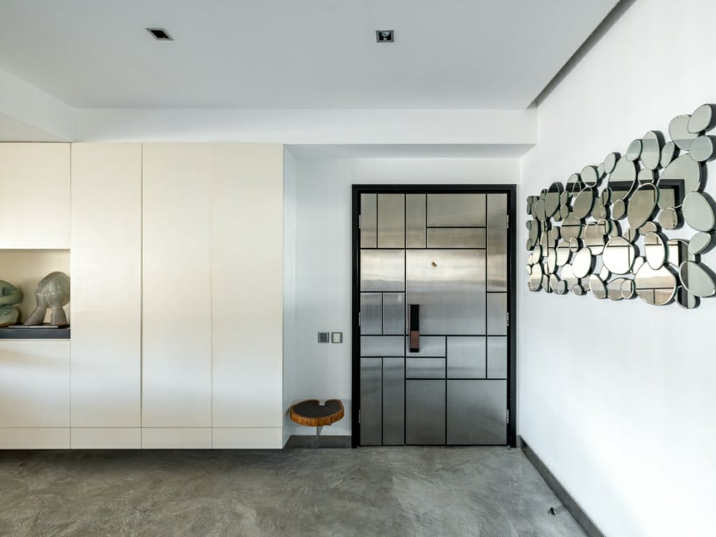 https://img.propertyraptor.com/cdn-cgi/imagedelivery/KD5bF_AFL0JDTbKLWF7z9g/ap8/ap8_001/hornet/prp/img/54f0eb425c2383264f8a42d77fe065bc.jpg/public