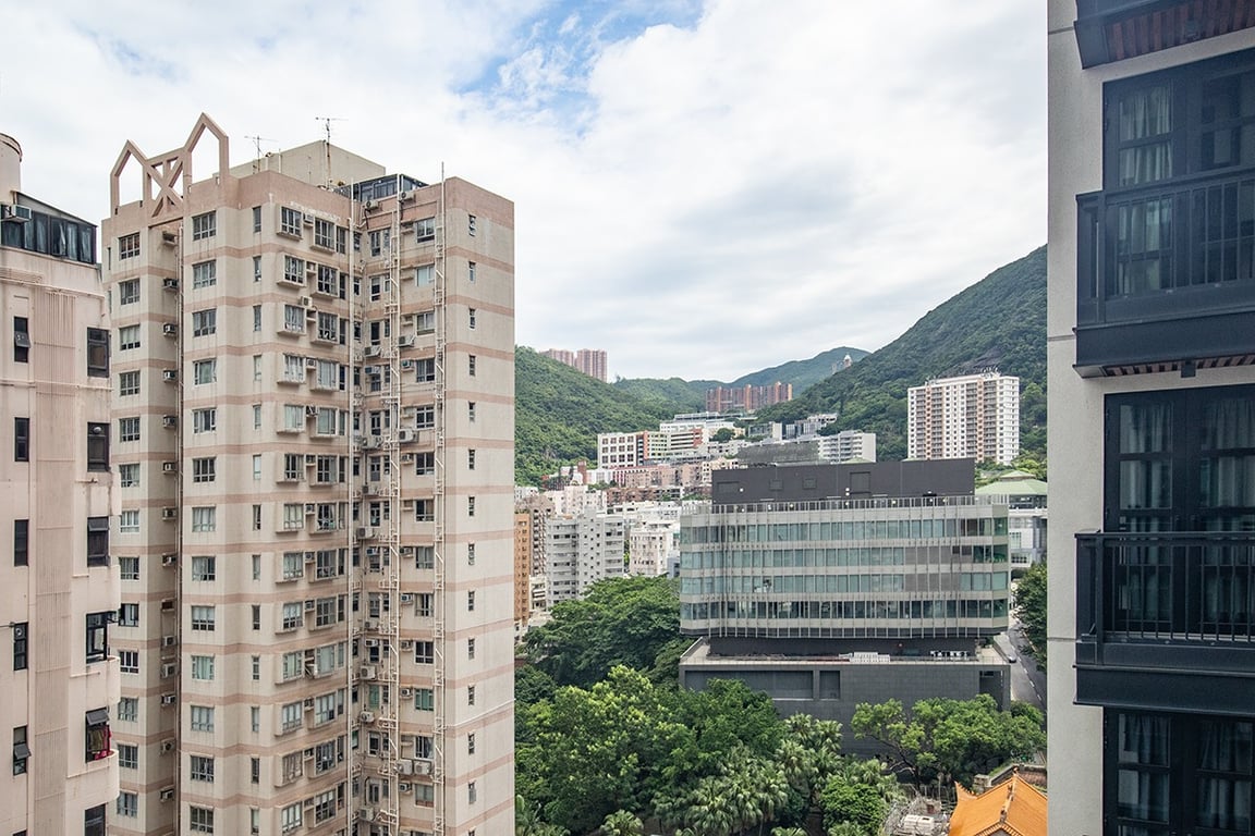 https://img.propertyraptor.com/cdn-cgi/imagedelivery/KD5bF_AFL0JDTbKLWF7z9g/ap8/ap8_001/hornet/prp/img/5502a06c3d58a15b0cf89f69c4dada1c-wtm.jpg/public