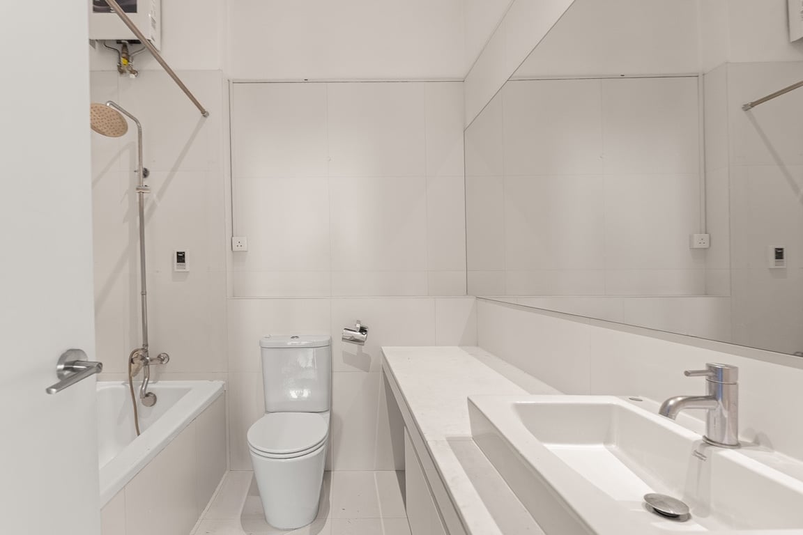 https://img.propertyraptor.com/cdn-cgi/imagedelivery/KD5bF_AFL0JDTbKLWF7z9g/ap8/ap8_001/hornet/prp/img/5508110e2fb6d49241ddf5afca78d0dc-wtm.jpg/public