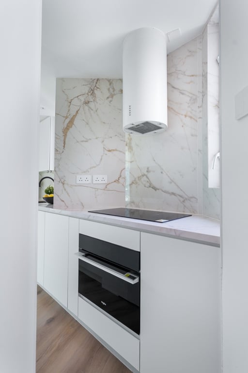 https://img.propertyraptor.com/cdn-cgi/imagedelivery/KD5bF_AFL0JDTbKLWF7z9g/ap8/ap8_001/hornet/prp/img/55132db985be28571ba994597c01cb34-wtm.jpg/public