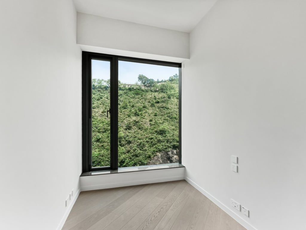 https://img.propertyraptor.com/cdn-cgi/imagedelivery/KD5bF_AFL0JDTbKLWF7z9g/ap8/ap8_001/hornet/prp/img/5565c470076185546096e97c2ee233ef.jpg/public
