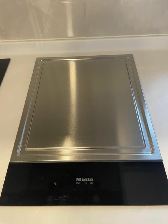 https://img.propertyraptor.com/cdn-cgi/imagedelivery/KD5bF_AFL0JDTbKLWF7z9g/ap8/ap8_001/hornet/prp/img/557eacc75759e228cf1ff8d4859f2c7c-wtm.jpg/public