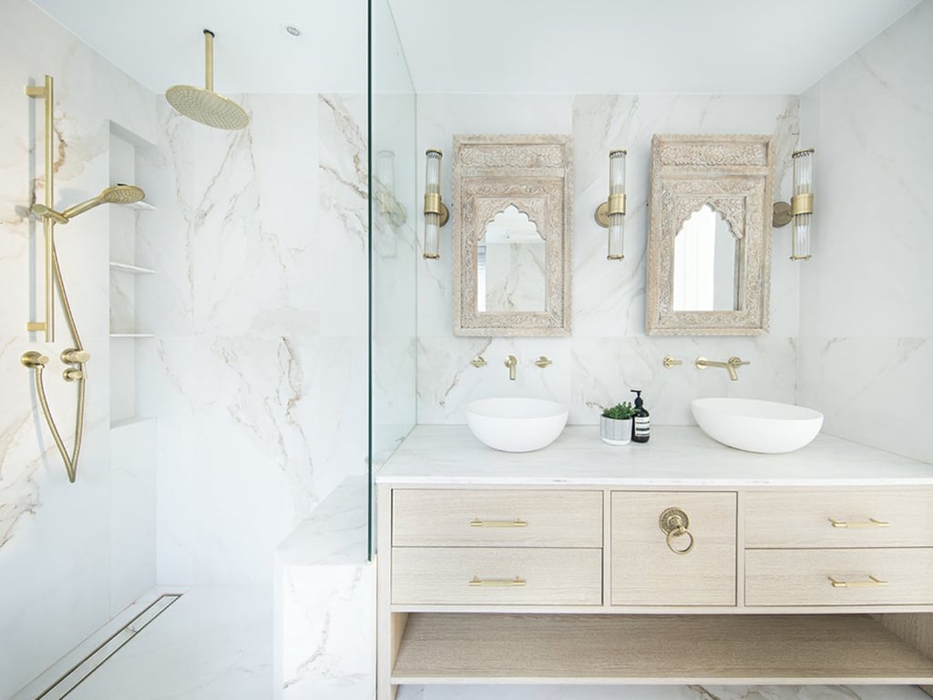 https://img.propertyraptor.com/cdn-cgi/imagedelivery/KD5bF_AFL0JDTbKLWF7z9g/ap8/ap8_001/hornet/prp/img/55955987917d85457ad7ab9a75958c7a.jpg/public