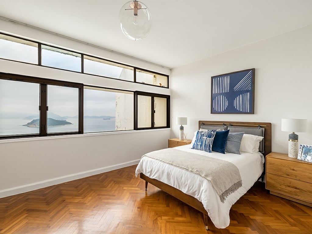 https://img.propertyraptor.com/cdn-cgi/imagedelivery/KD5bF_AFL0JDTbKLWF7z9g/ap8/ap8_001/hornet/prp/img/55de2e67a1d3a551aa2a29fca3fac9bb.jpg/public