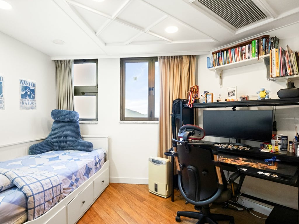 https://img.propertyraptor.com/cdn-cgi/imagedelivery/KD5bF_AFL0JDTbKLWF7z9g/ap8/ap8_001/hornet/prp/img/560bfd1754b9979aa620749a4a22a2e3-wtm.jpg/public