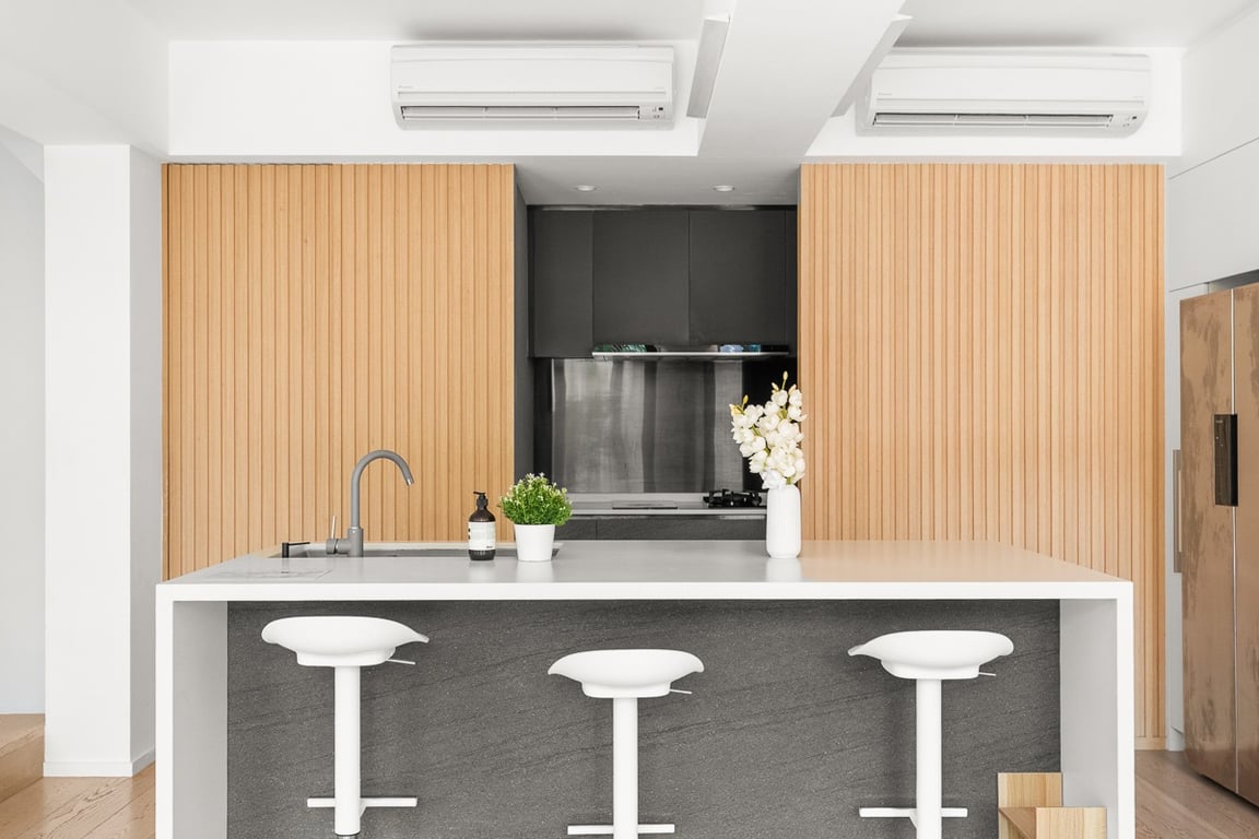 https://img.propertyraptor.com/cdn-cgi/imagedelivery/KD5bF_AFL0JDTbKLWF7z9g/ap8/ap8_001/hornet/prp/img/56386a4e9b2ef5875a0c901d179210d4-wtm.jpg/public