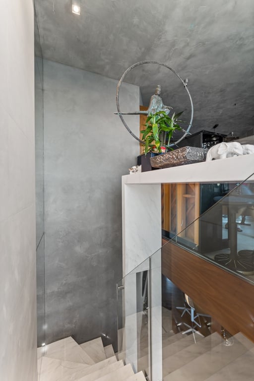https://img.propertyraptor.com/cdn-cgi/imagedelivery/KD5bF_AFL0JDTbKLWF7z9g/ap8/ap8_001/hornet/prp/img/56b76579daf9eae93e69f7ff94d7ce48-wtm.jpg/public