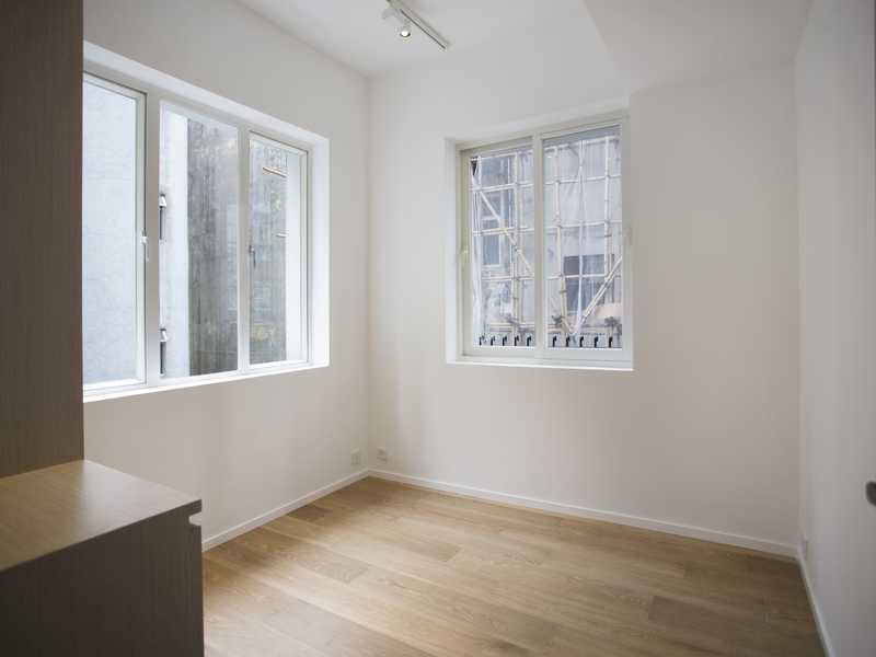 41 Square Street
