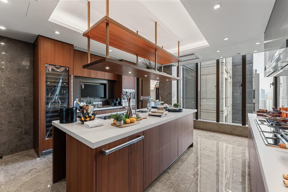 https://img.propertyraptor.com/cdn-cgi/imagedelivery/KD5bF_AFL0JDTbKLWF7z9g/ap8/ap8_001/hornet/prp/img/57cf267b047ef307c448ac987fe971a2-wtm.jpg/public