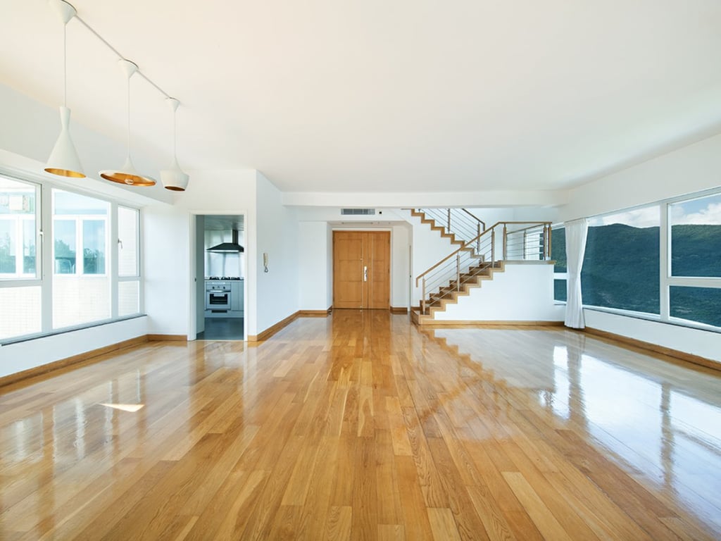 Redhill Peninsula Apartment