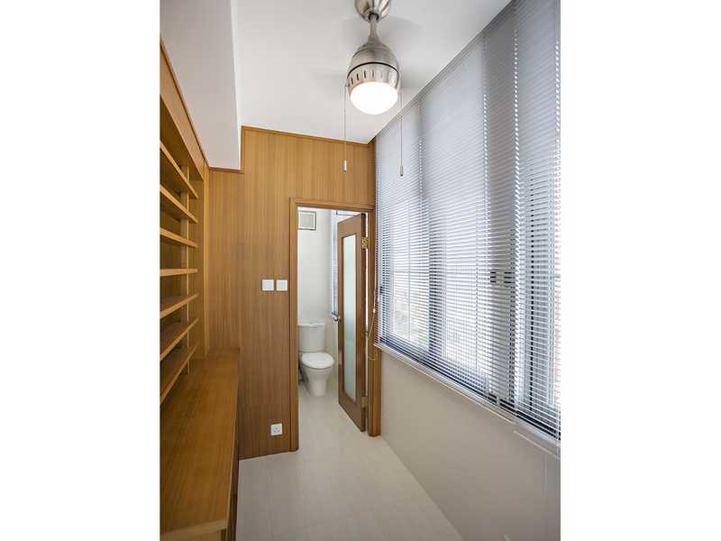 https://img.propertyraptor.com/cdn-cgi/imagedelivery/KD5bF_AFL0JDTbKLWF7z9g/ap8/ap8_001/hornet/prp/img/585ffbb10f7ee568ea8149bf4686ef6b.jpg/public