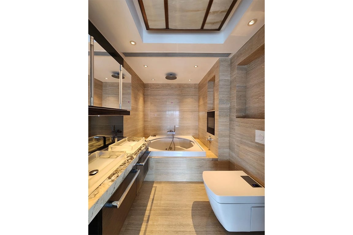 https://img.propertyraptor.com/cdn-cgi/imagedelivery/KD5bF_AFL0JDTbKLWF7z9g/ap8/ap8_001/hornet/prp/img/58b4aefbadb28c455c6ed3ee4ac6447e-wtm.jpg/public