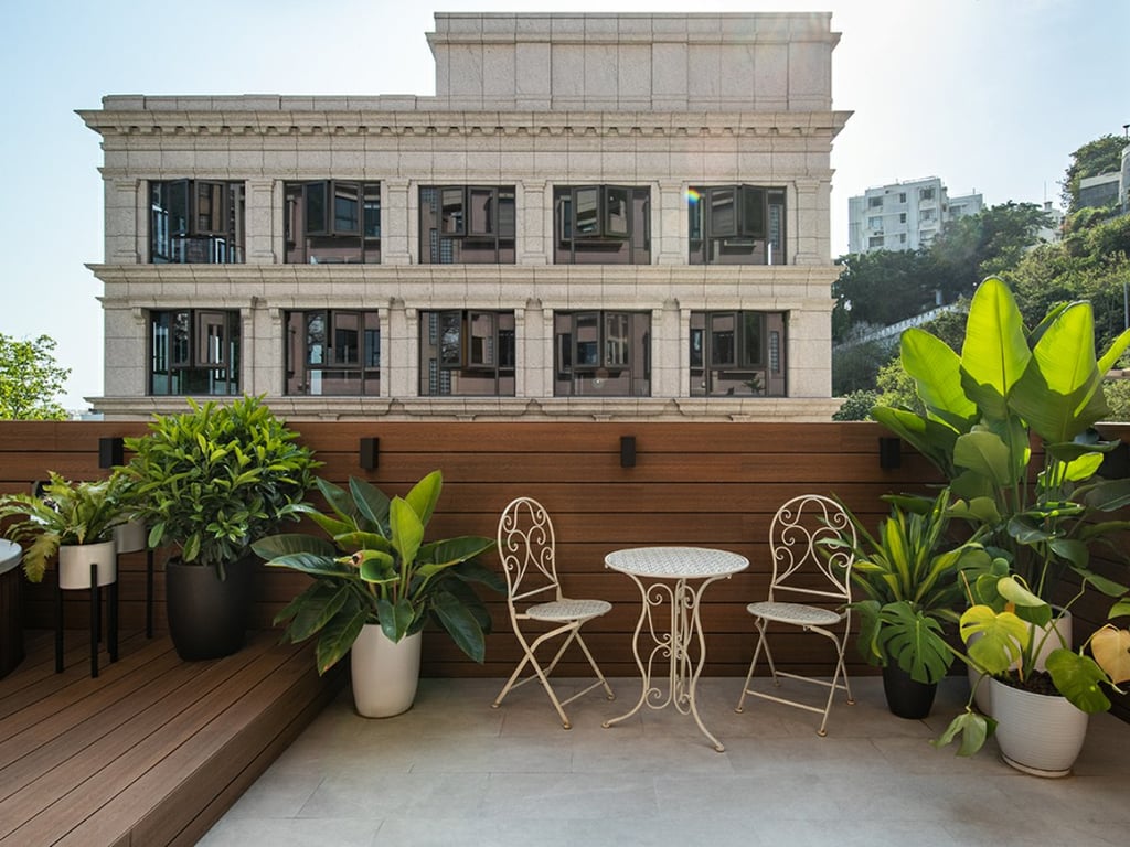 https://img.propertyraptor.com/cdn-cgi/imagedelivery/KD5bF_AFL0JDTbKLWF7z9g/ap8/ap8_001/hornet/prp/img/5b2243d8ccc3e6190a05e4f860d5a627.jpg/public