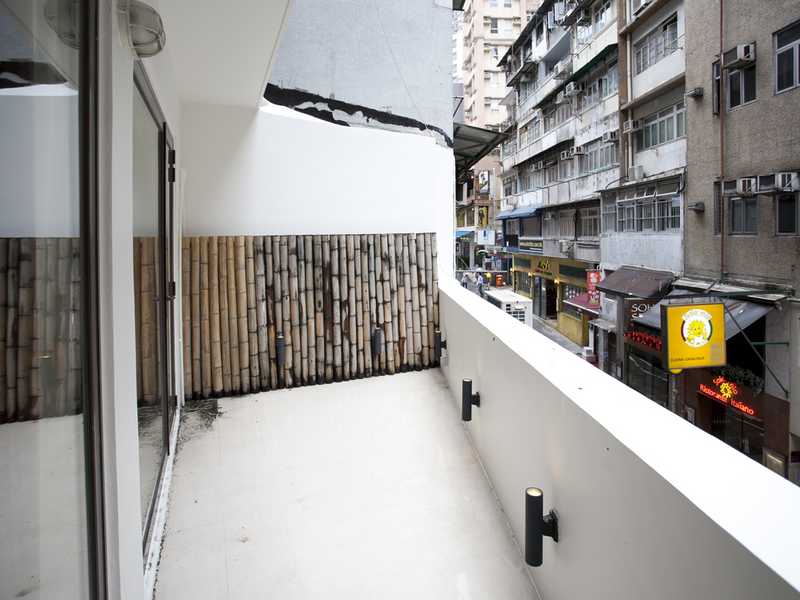 https://img.propertyraptor.com/cdn-cgi/imagedelivery/KD5bF_AFL0JDTbKLWF7z9g/ap8/ap8_001/hornet/prp/img/5b482c839df3a2efd43d5afcb1485a2d.jpg/public