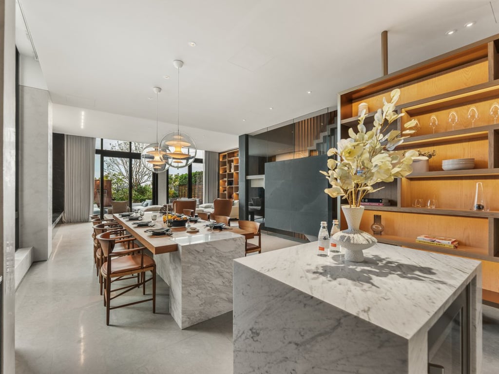 Lucca Avenue Hse 2