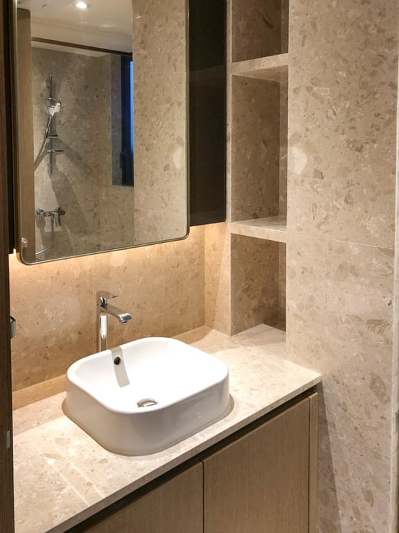 https://img.propertyraptor.com/cdn-cgi/imagedelivery/KD5bF_AFL0JDTbKLWF7z9g/ap8/ap8_001/hornet/prp/img/5c14d8670bd37abdfbf2c51d8d701ab9-wtm.jpg/public