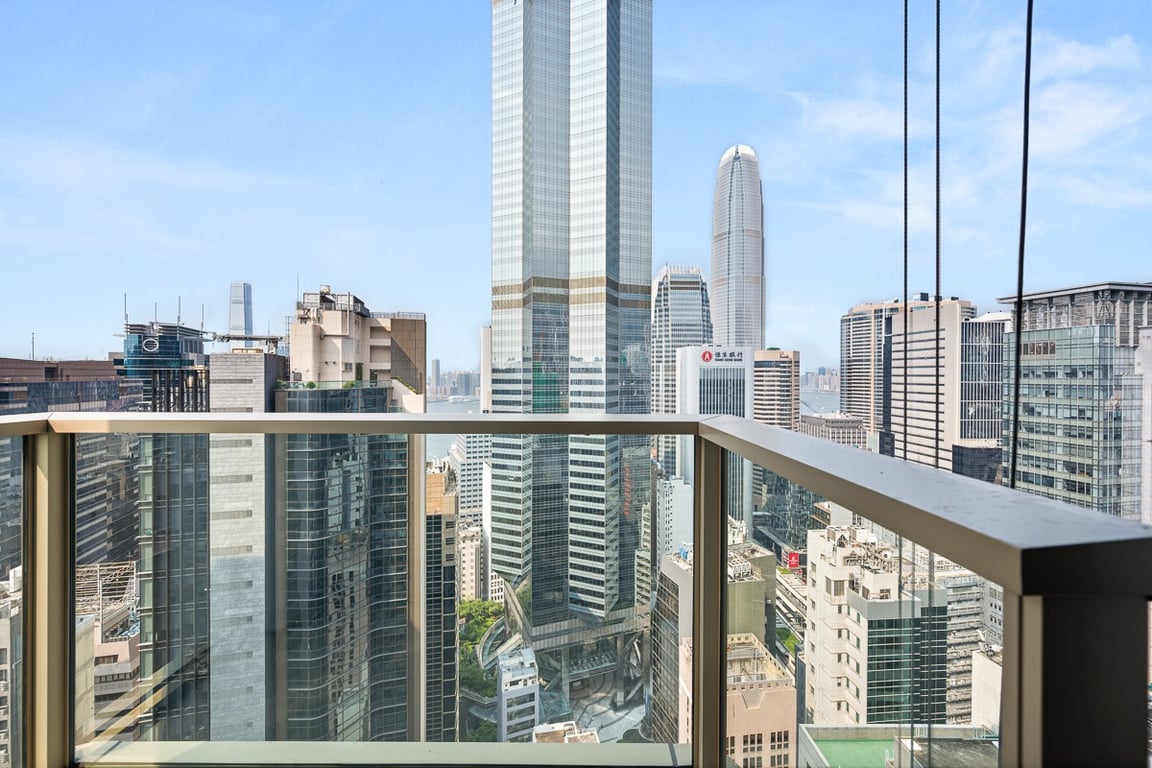 https://img.propertyraptor.com/cdn-cgi/imagedelivery/KD5bF_AFL0JDTbKLWF7z9g/ap8/ap8_001/hornet/prp/img/5c1f993564ba171b5effbfbea1213e79-wtm.jpg/public