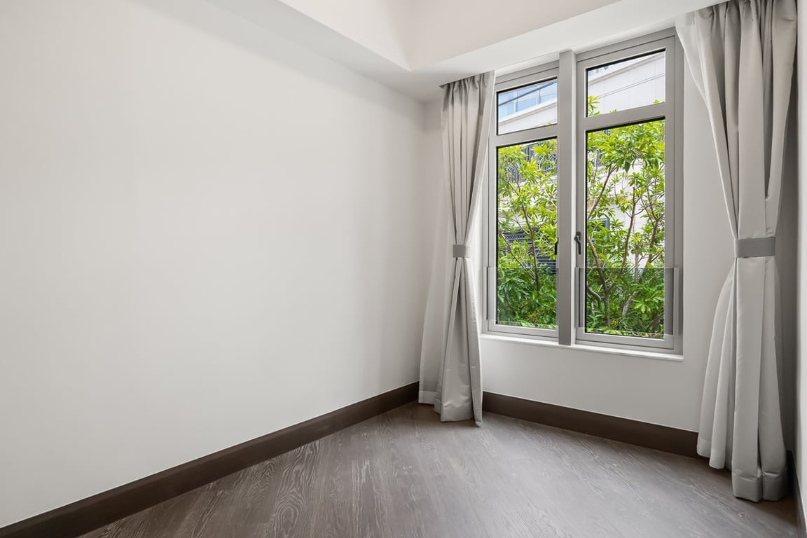 https://img.propertyraptor.com/cdn-cgi/imagedelivery/KD5bF_AFL0JDTbKLWF7z9g/ap8/ap8_001/hornet/prp/img/5c314dece25561d8f64d16ae489cbb1f-wtm.jpg/public