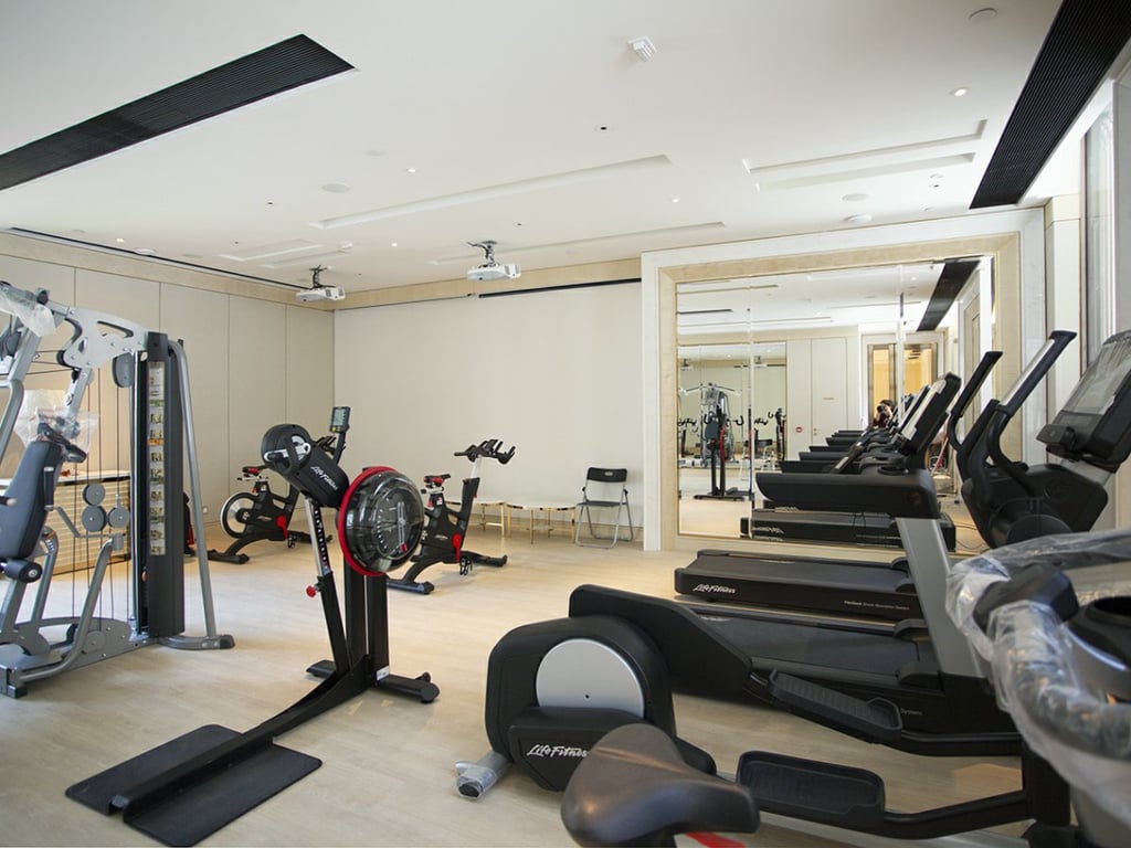 https://img.propertyraptor.com/cdn-cgi/imagedelivery/KD5bF_AFL0JDTbKLWF7z9g/ap8/ap8_001/hornet/prp/img/5c4fa0b39706df4f123cb9bb01045614.jpg/public