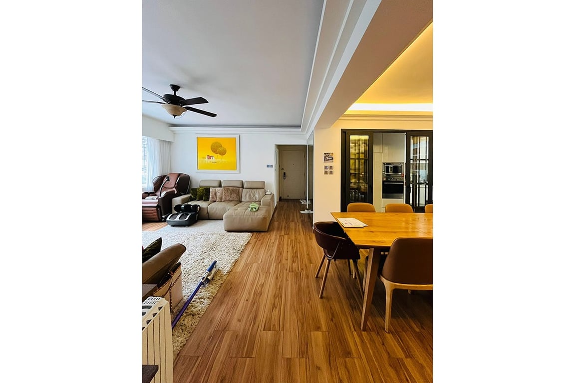 https://img.propertyraptor.com/cdn-cgi/imagedelivery/KD5bF_AFL0JDTbKLWF7z9g/ap8/ap8_001/hornet/prp/img/5c65303f45d5b3fa77f6563f12ede78d-wtm.jpg/public