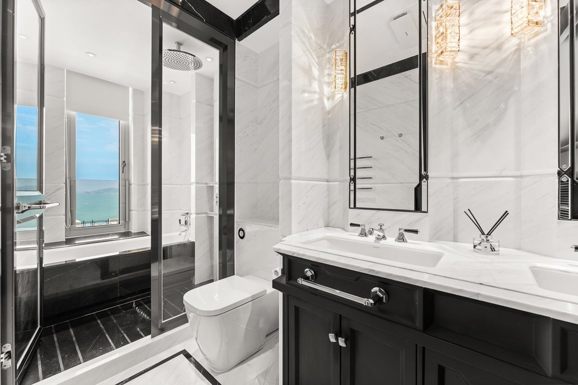 https://img.propertyraptor.com/cdn-cgi/imagedelivery/KD5bF_AFL0JDTbKLWF7z9g/ap8/ap8_001/hornet/prp/img/5cd4d3150ccaea7b450507ab248e9c16-wtm.jpg/public