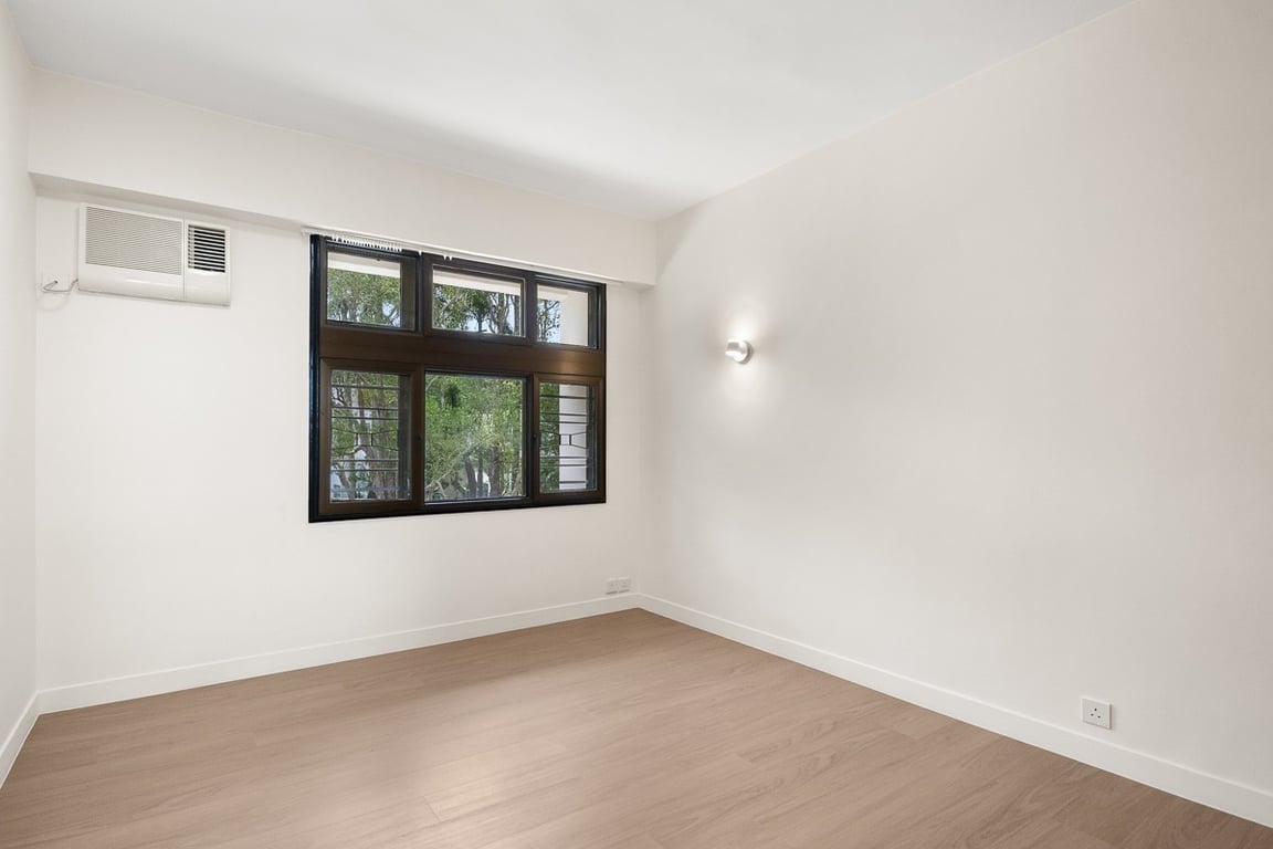 https://img.propertyraptor.com/cdn-cgi/imagedelivery/KD5bF_AFL0JDTbKLWF7z9g/ap8/ap8_001/hornet/prp/img/5cff0090cc661f7c2bd6540d41ee886f-wtm.jpg/public