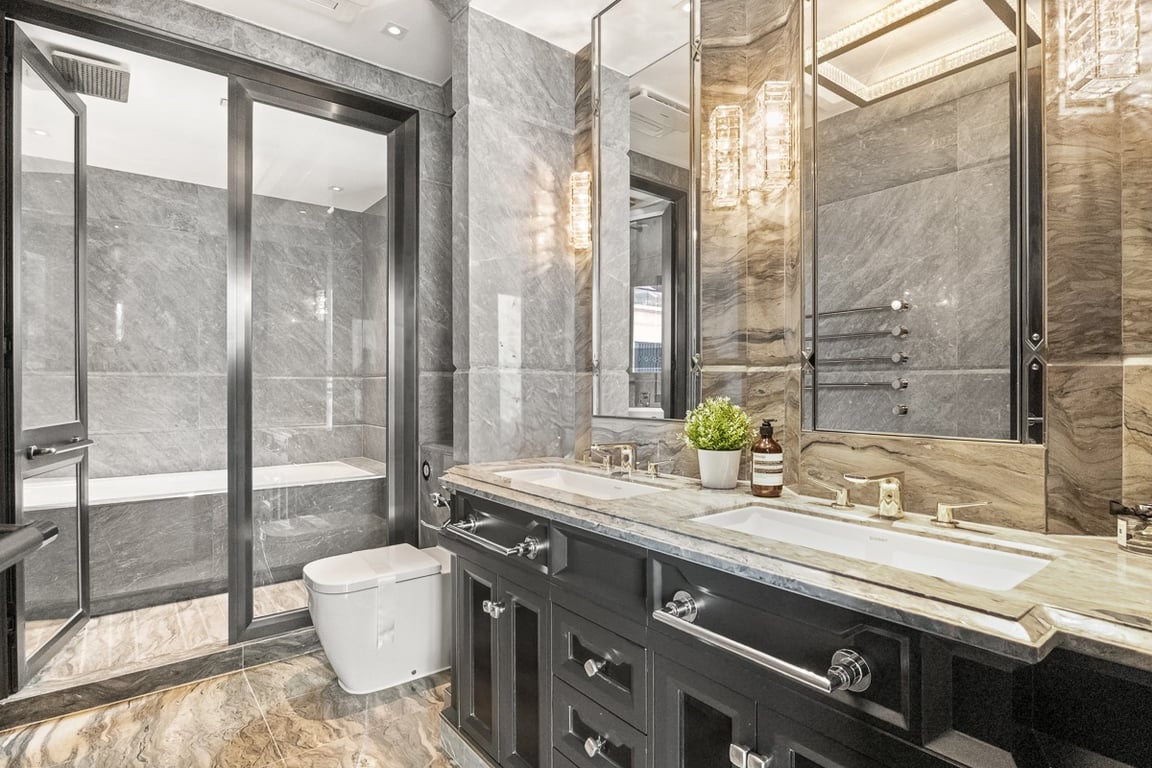 https://img.propertyraptor.com/cdn-cgi/imagedelivery/KD5bF_AFL0JDTbKLWF7z9g/ap8/ap8_001/hornet/prp/img/5da648487b9aa049457c182ac3f11168-wtm.jpg/public