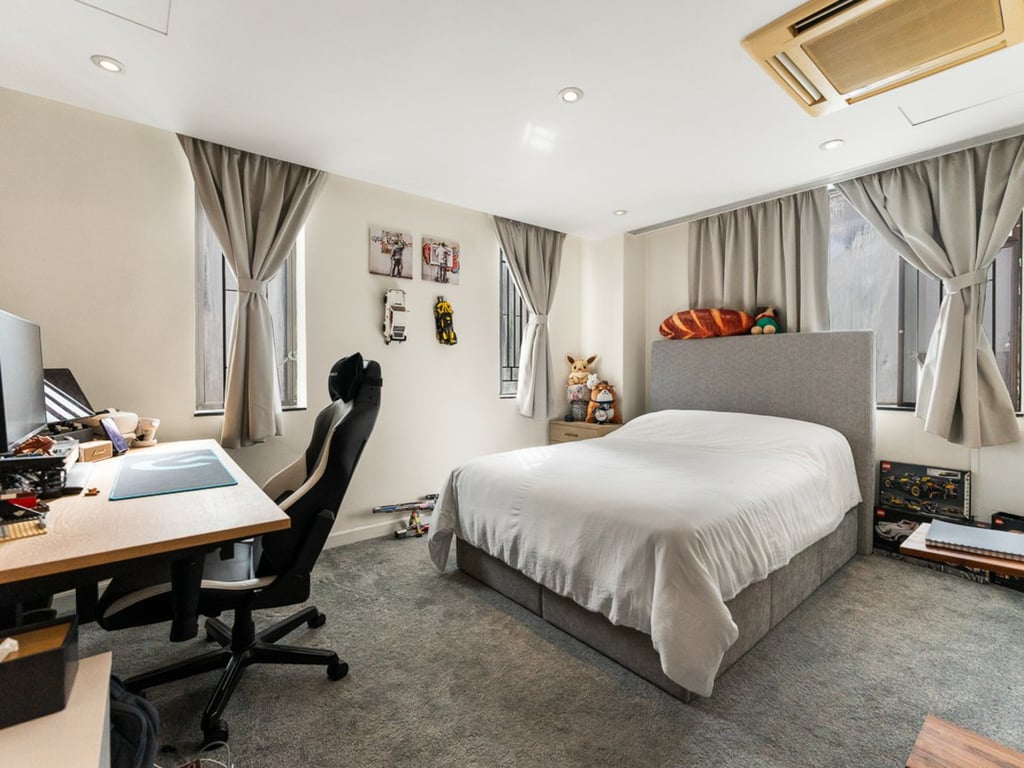 https://img.propertyraptor.com/cdn-cgi/imagedelivery/KD5bF_AFL0JDTbKLWF7z9g/ap8/ap8_001/hornet/prp/img/5e00687d4b323b1dfc2f9dfbb68d1d91-wtm.jpg/public