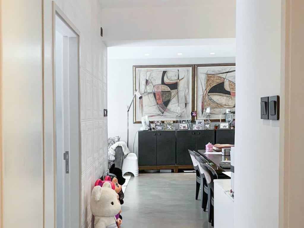 https://img.propertyraptor.com/cdn-cgi/imagedelivery/KD5bF_AFL0JDTbKLWF7z9g/ap8/ap8_001/hornet/prp/img/5e48f625e2aa77139bad1a704a53f95f.jpg/public