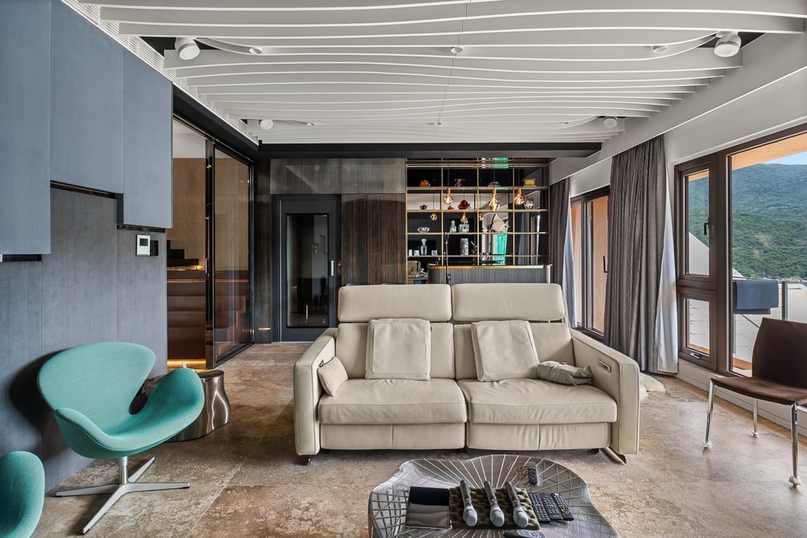 https://img.propertyraptor.com/cdn-cgi/imagedelivery/KD5bF_AFL0JDTbKLWF7z9g/ap8/ap8_001/hornet/prp/img/5ebfc80afe52616305a61cb0a32eb90c-wtm.jpg/public