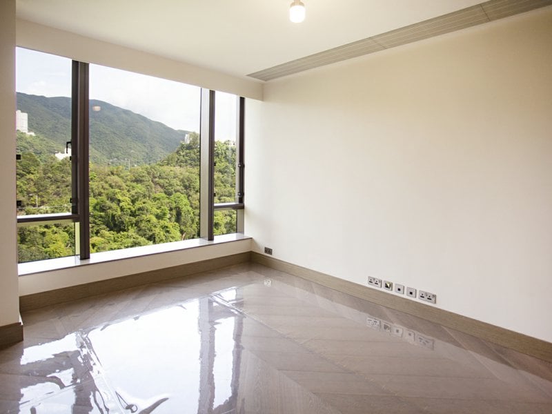 https://img.propertyraptor.com/cdn-cgi/imagedelivery/KD5bF_AFL0JDTbKLWF7z9g/ap8/ap8_001/hornet/prp/img/5edfca526675b011e7a7544f1bb18833.jpg/public