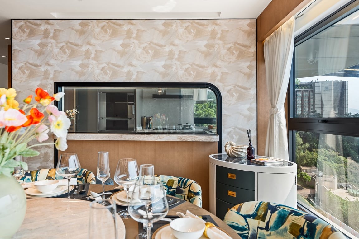 https://img.propertyraptor.com/cdn-cgi/imagedelivery/KD5bF_AFL0JDTbKLWF7z9g/ap8/ap8_001/hornet/prp/img/5f76e02666f820607907bde0f9f6a58a-wtm.jpg/public