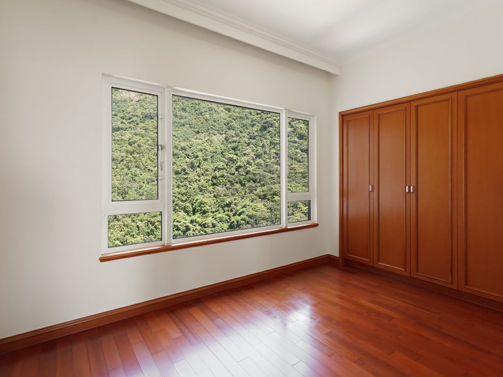 https://img.propertyraptor.com/cdn-cgi/imagedelivery/KD5bF_AFL0JDTbKLWF7z9g/ap8/ap8_001/hornet/prp/img/5fc8a6368dd5bc68ef63719d93831a03.jpg/public