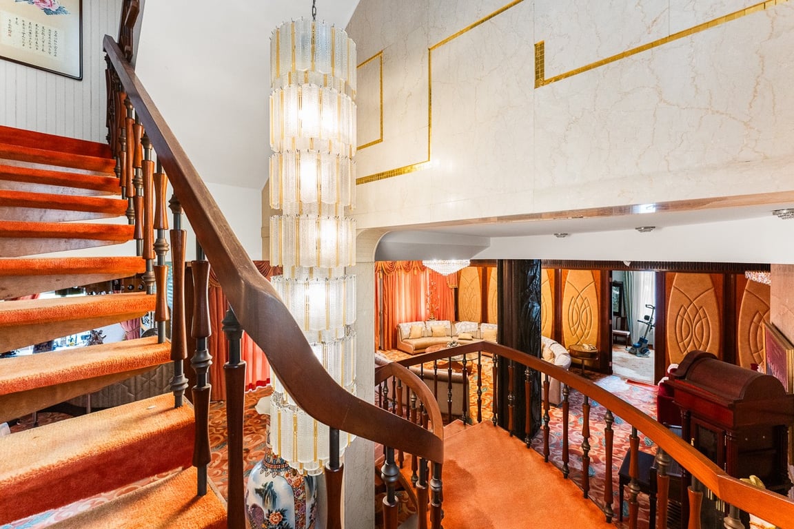 https://img.propertyraptor.com/cdn-cgi/imagedelivery/KD5bF_AFL0JDTbKLWF7z9g/ap8/ap8_001/hornet/prp/img/5fca1833aa43b2a1fc2c4cc4a7175503-wtm.jpg/public