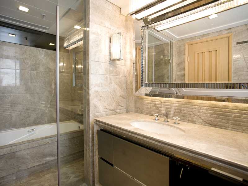 https://img.propertyraptor.com/cdn-cgi/imagedelivery/KD5bF_AFL0JDTbKLWF7z9g/ap8/ap8_001/hornet/prp/img/5feca4b96d40c639ae97a273e944ab36.jpg/public