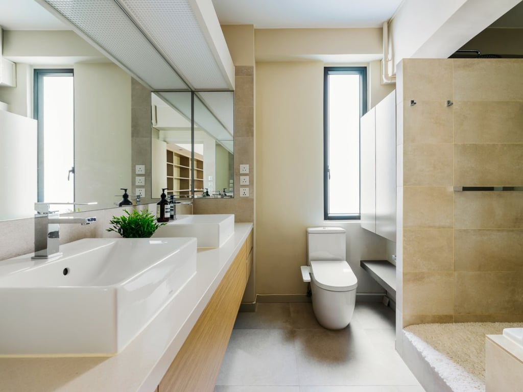 https://img.propertyraptor.com/cdn-cgi/imagedelivery/KD5bF_AFL0JDTbKLWF7z9g/ap8/ap8_001/hornet/prp/img/601bd589d21ac89fe1e271fdda1b2afb.jpg/public