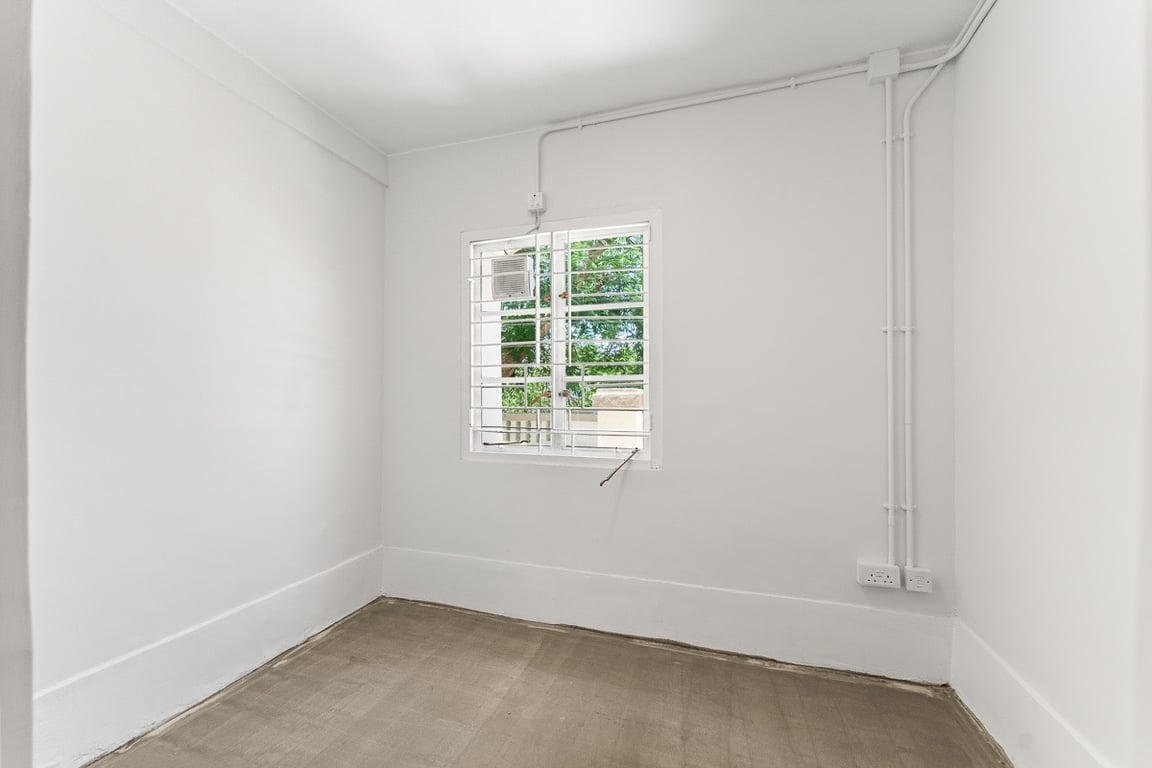 https://img.propertyraptor.com/cdn-cgi/imagedelivery/KD5bF_AFL0JDTbKLWF7z9g/ap8/ap8_001/hornet/prp/img/60408e64a304cf4c7f929257b3e1c70d-wtm.jpg/public