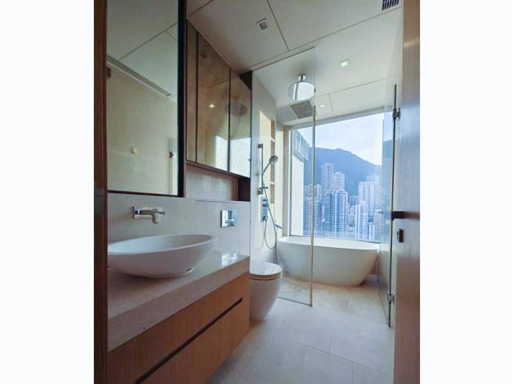 https://img.propertyraptor.com/cdn-cgi/imagedelivery/KD5bF_AFL0JDTbKLWF7z9g/ap8/ap8_001/hornet/prp/img/6045920eb3ae0c31e086efd8a44494e1-wtm.jpg/public