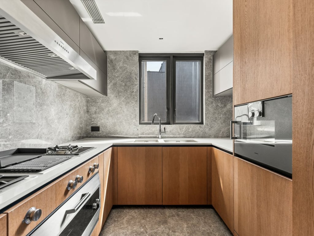 https://img.propertyraptor.com/cdn-cgi/imagedelivery/KD5bF_AFL0JDTbKLWF7z9g/ap8/ap8_001/hornet/prp/img/604e3e607d8976b7b109309efc9b143c-wtm.jpg/public