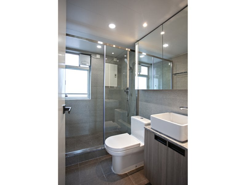 https://img.propertyraptor.com/cdn-cgi/imagedelivery/KD5bF_AFL0JDTbKLWF7z9g/ap8/ap8_001/hornet/prp/img/609198a15c0d14282d7fa0ff7a18b562.jpg/public